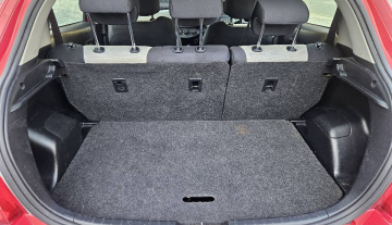 2013 Toyota yaris yr 5 door automatic14.jpg